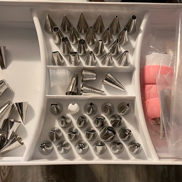 Decorator Preferred Cake Decorating Set, 48-Piece Cake Decorating Tips - Picture 2 of 4